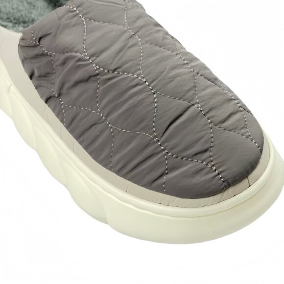 Men's Winter Puffer Slippers - Water-Resistant & Anti-Slip - Picture 4 of 7